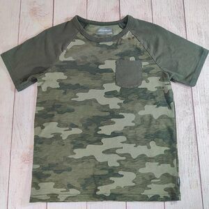 Boys' Eddie Bauer green camouflage t-shirt L (14/16)
